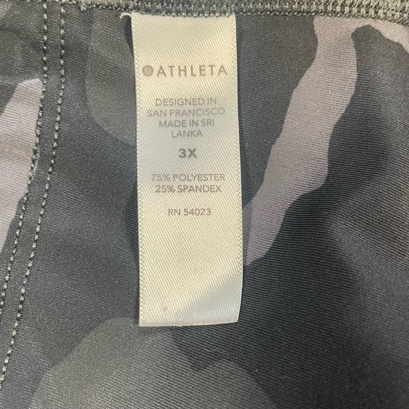 Athleta Ultimate Camo 7/8 Tights Women’s 3X Black Gray Leggings - Picture 3 of 10